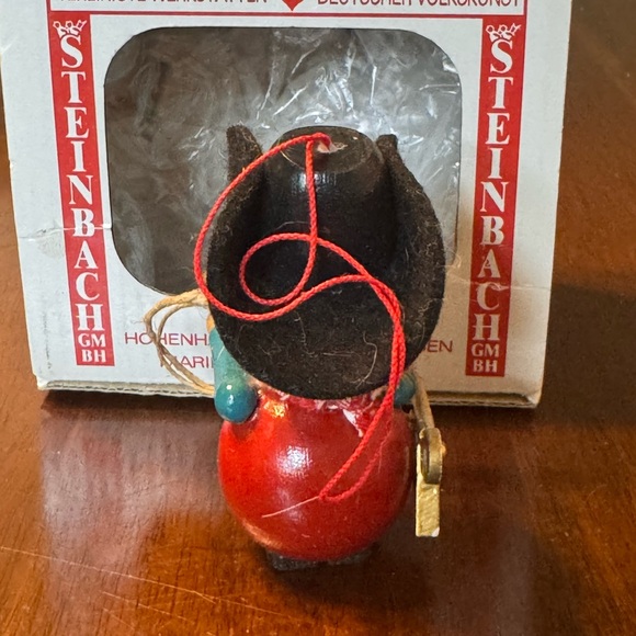 Steinbach German Wooden Christmas Ornament Cowboy with Rope Includes Box - Picture 3 of 5